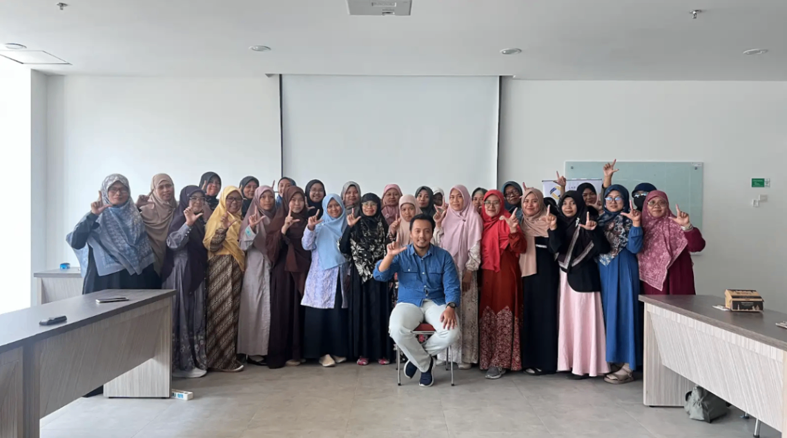 Dari Sekolah ke Rumah, Program Educator’s Academy Tutup Batch 1 dengan Penguatan Sinergi Guru dan Orang Tua